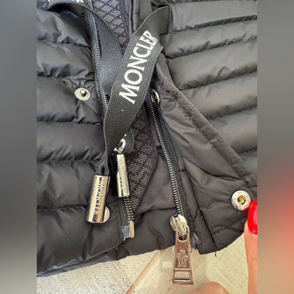 Moncler Black Puffer Jacket - Picture 3 of 12